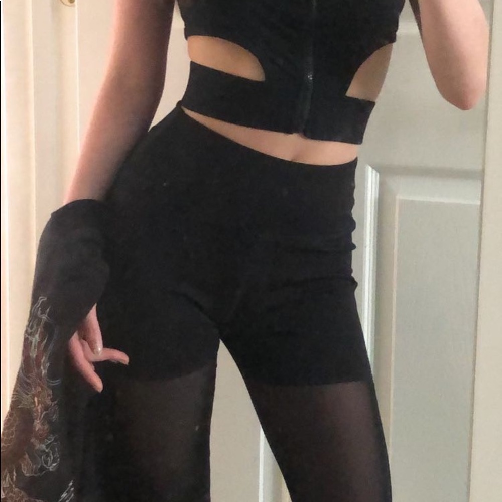 Full Length (with Pockets!) Mesh Panel Black Leggings